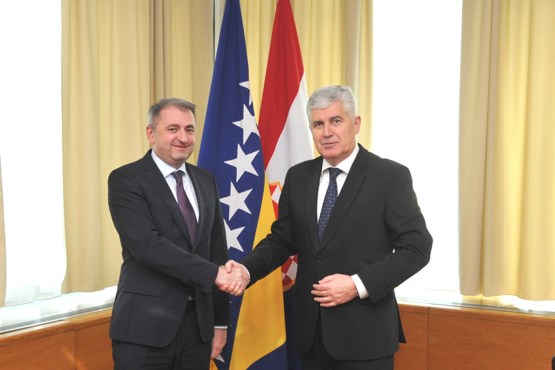 Predsjedavajući Doma naroda PSBiH dr. Dragan Čović sastao se s ambasadorom Republike Hrvatske u BiH 